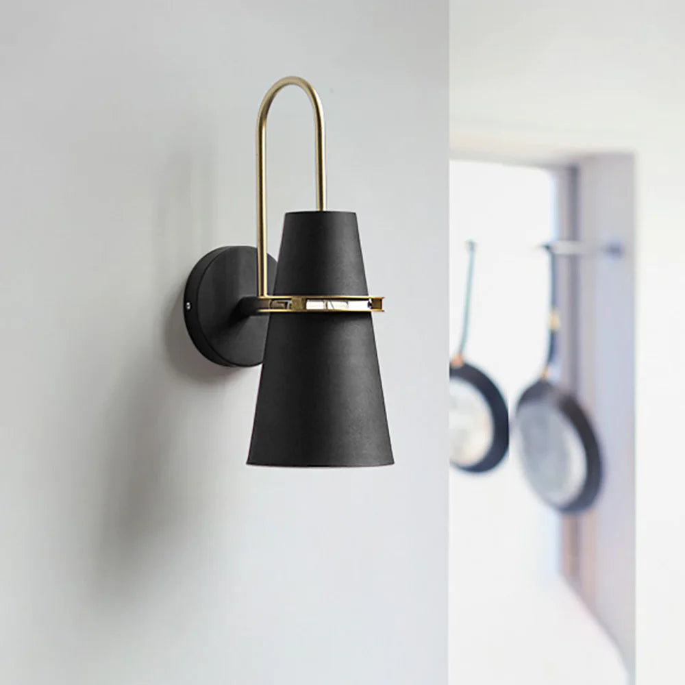 Charlotte - Aluminum Wall Lamp