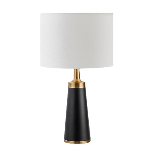 Sintra - Iron Table Lamp