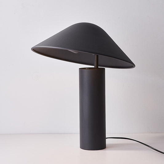 Skagen - Iron Table Lamp